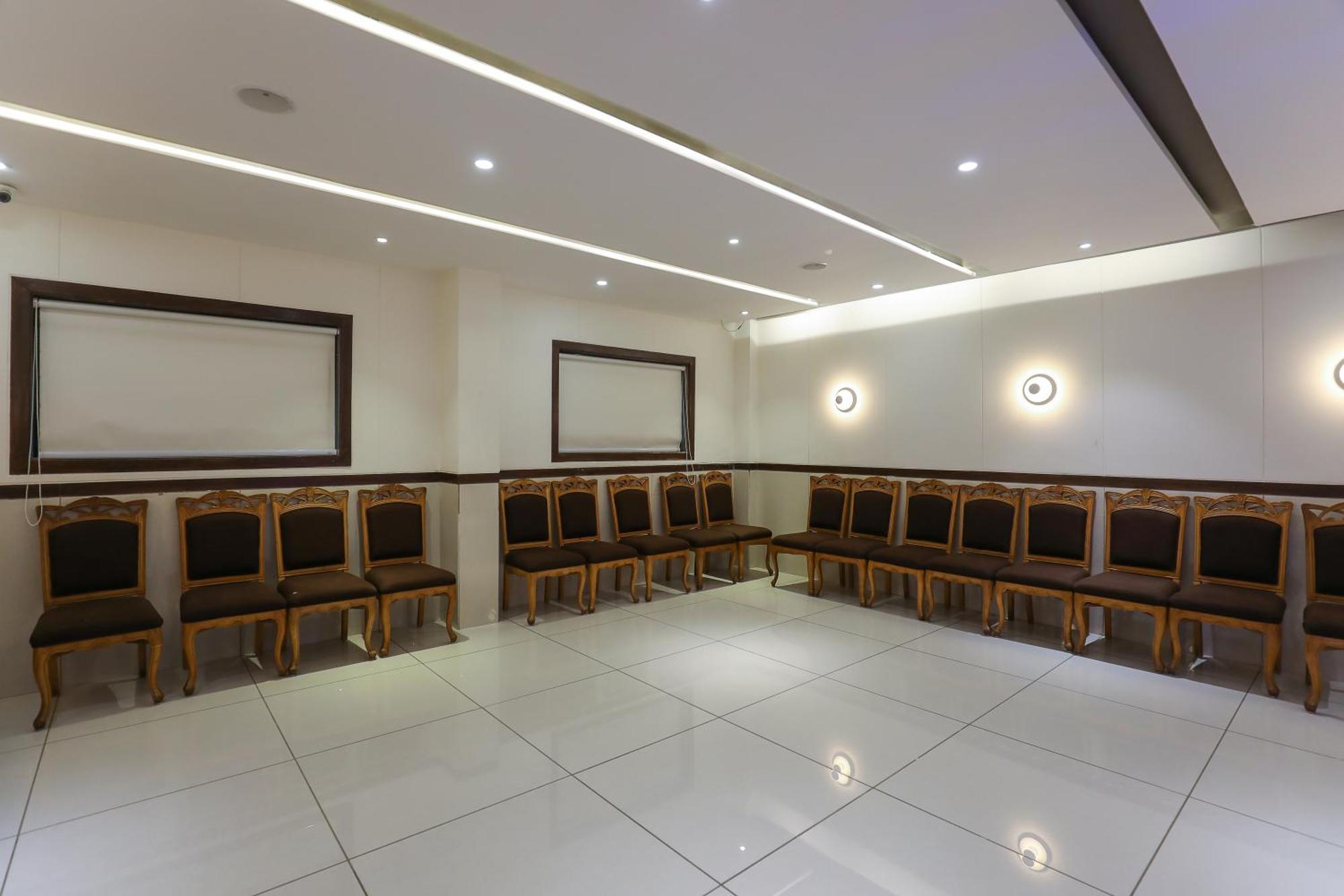 Hotel Ashray Inn Express Ahmedabad Exterior photo