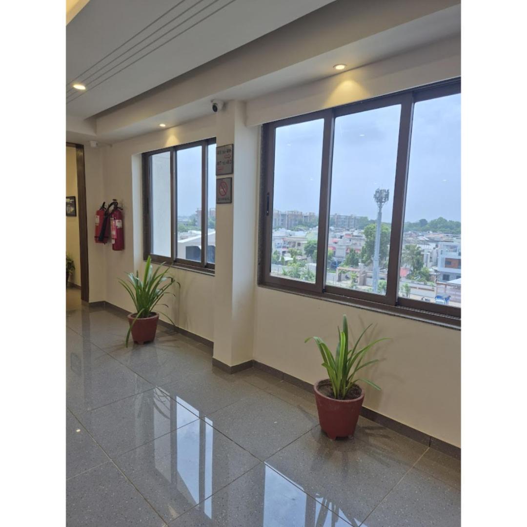 Hotel Ashray Inn Express Ahmedabad Exterior photo
